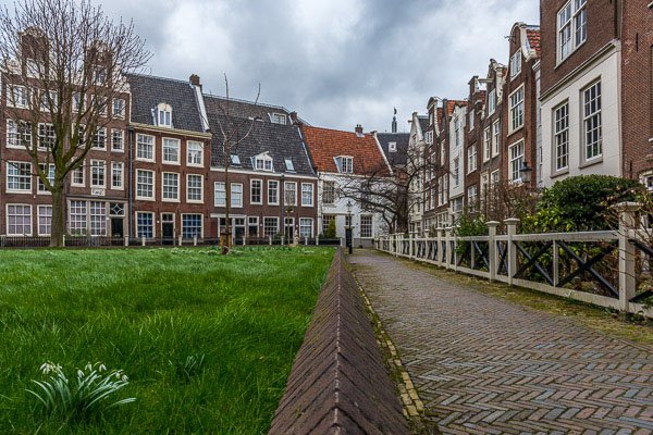 amsterdam-netherlands-houses.jpg